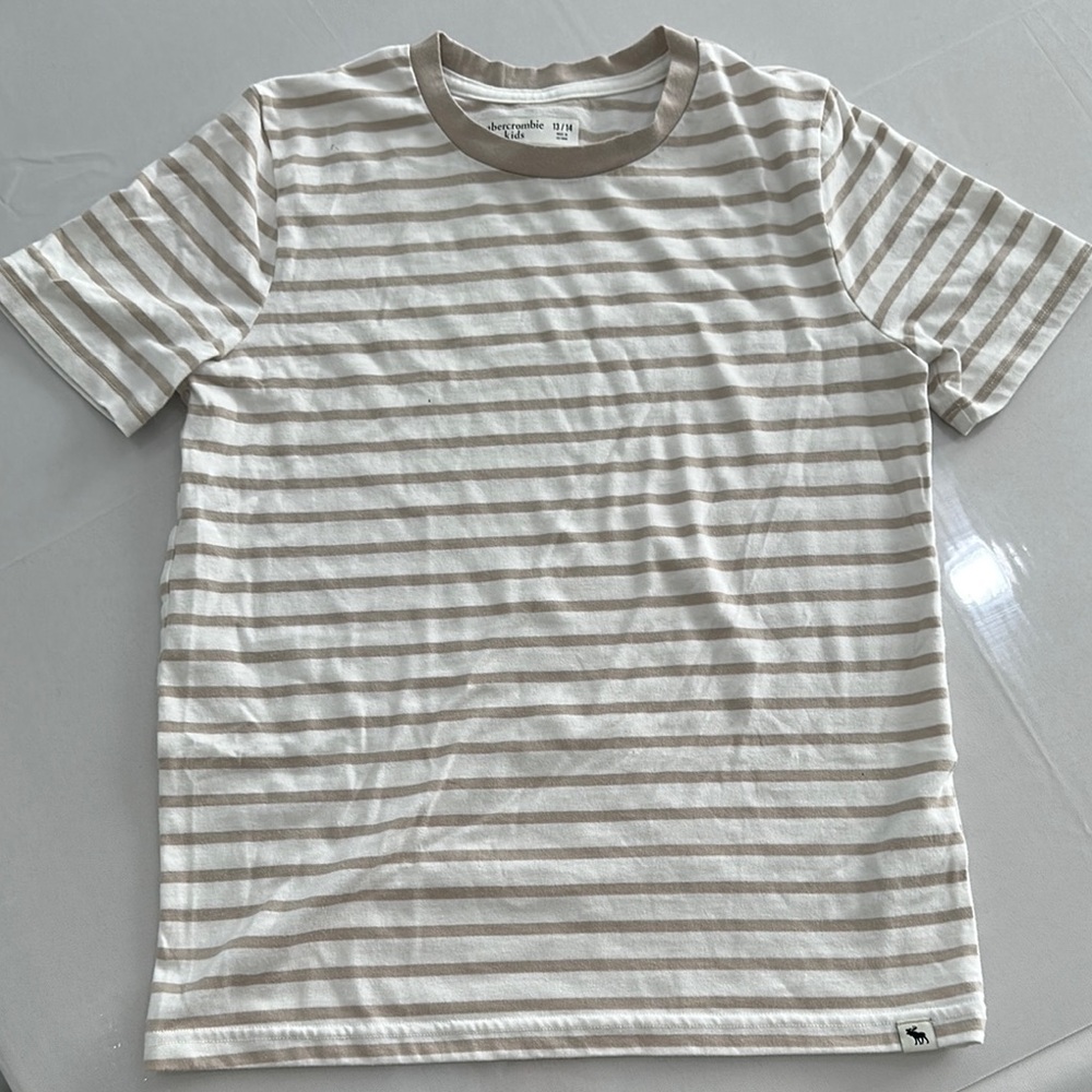 Abercrombie Striped Beige and White Men's Shirt